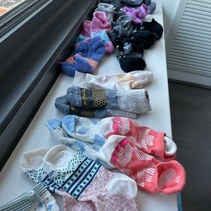 25 Pairs of New Bombas Socks!! Size Small & Medium